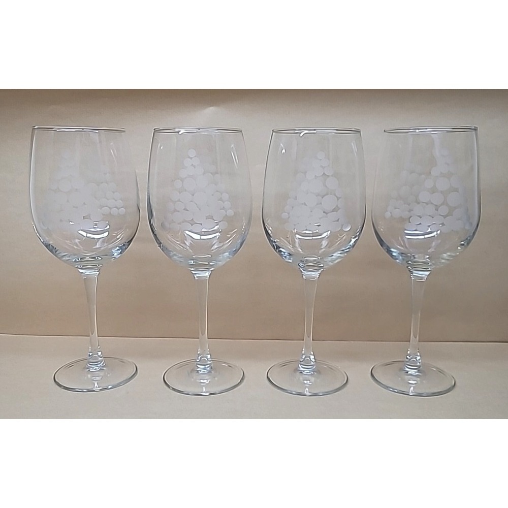 Set of 4 Clear Crystal Stemware Etched Dot Christmas Tree Design Wine Glasses